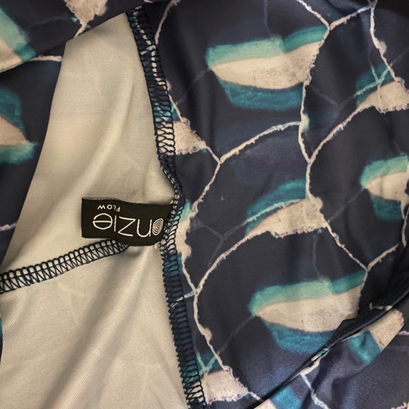 Onzie Mermaid Leggings - Picture 3 of 3